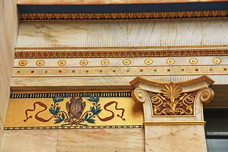 希腊雅典艺术学院的金色多艺术细节图片