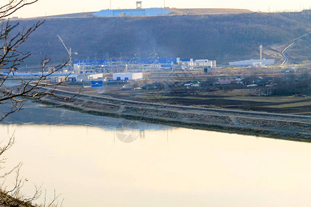 关于乌克兰德涅斯特河沿岸水电站的观察图片