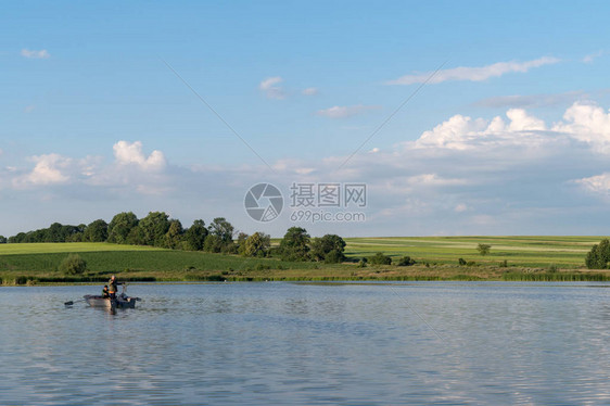 夏季Pond图片