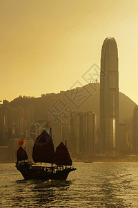 日落后在香港市维多利亚图片