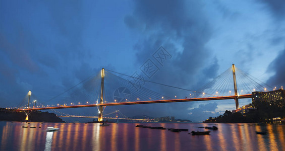 香港汀九桥和青马大桥图片