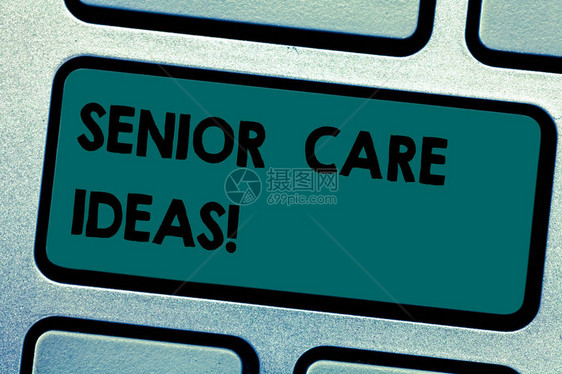 概念手写显示高级护理念商业照片展示包括协助老年人所需的任何服务键盘意图创建计图片