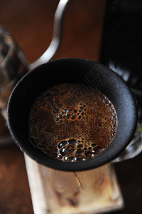 咖啡在无纸化陶瓷过滤器中盛开关闭替代手工酿制Goosen图片