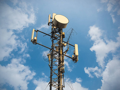 3G4G和5G蜂窝网络基站或基站收发器站电信塔无线通信天线发射器有天线的电图片