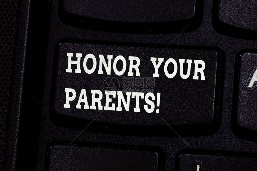 手写文字写尊敬你的父母概念意味着高度尊重您的父母老人键盘意图创建计算机消息按图片