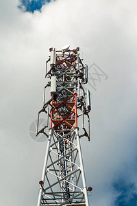 3G4G和5G蜂窝网络基站或基站收发器站电信塔无线通信天线发射器有天线的电背景图片