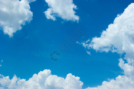 蓝天白云白天的空天空背景图片