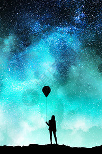 商业女商人用气球站在美丽的星空背景上环绕着月光图片