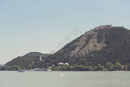 多瑙河弯道的维舍格勒图片