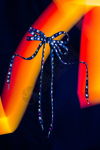 悬挂时尚的蕾丝和迪斯科舞背景图片