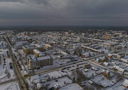 尤戈尔斯克市天线冬天图片