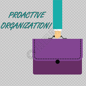 显示主动组织的概念手写概念意义公司商人携带彩色公文包组合贴花的行动和图片