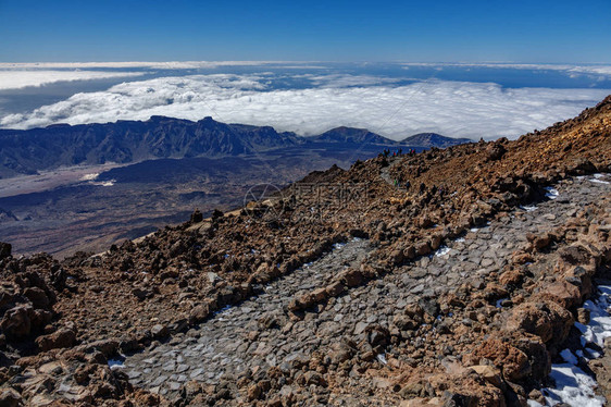 提德火山顶端齐格扎徒步路图片