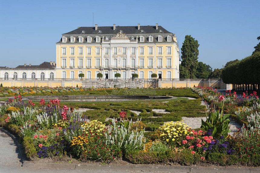rococo-506005540