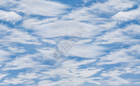 自然背景摘要云形异常的蓝天图片
