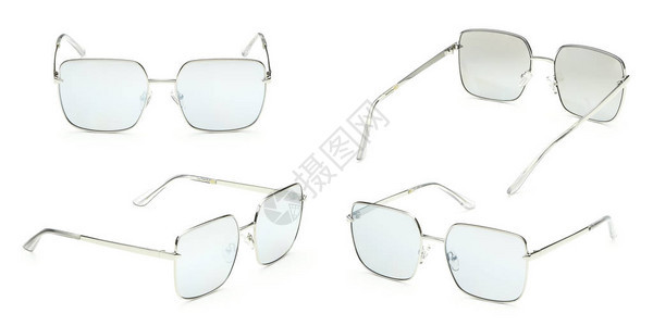 金属太阳镜与孤立的白色背景上的蓝色镜面片时尚的夏季眼镜系列设图片