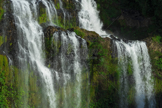 老挝的高瀑布图片