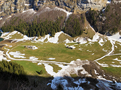 阿尔卑斯山牧场谷Alpsee位于Alpstein山脉和Appenzellerland地区瑞士内阿彭策尔图片