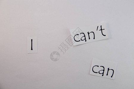 白纸上的文字图片