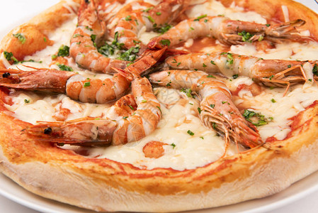 大虾全海鲜披萨特写图片