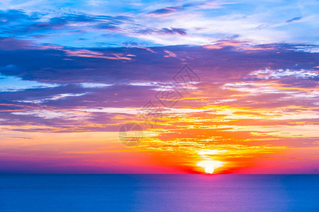 日出或日落时美丽的海洋热带户外自然景观图片