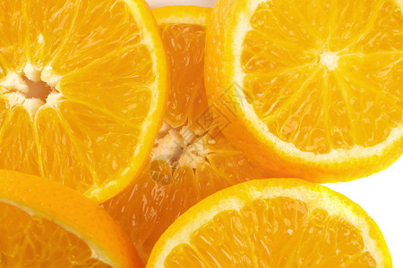 在白色背景下分离的新鲜橙子片图片