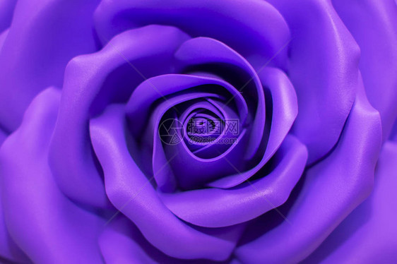 紫色人造玫瑰大号图片