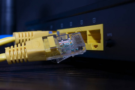 UTP互联网技术通信线路电缆连接图片