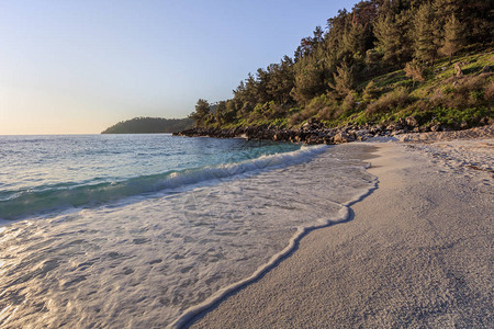 希腊萨索斯群岛大理石海滩Saliara海滩的日出希腊图片