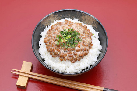 日本人的食物日本人煮饭图片