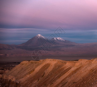 阿塔卡马Licancabur6000米火山图片