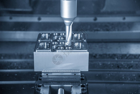CNC机械加工中心切割模图片