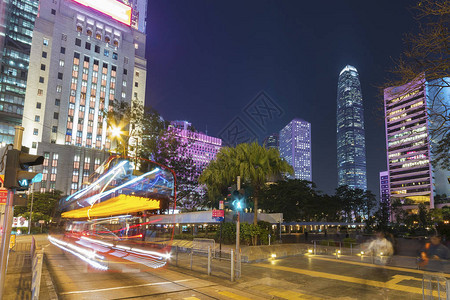 香港市中心区的交通流量图片