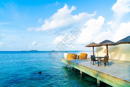 马尔代夫蓝色海洋背景的空户外露图片