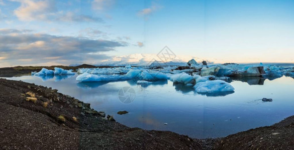 北欧冰岛Joekulsarlon冰川环礁图片