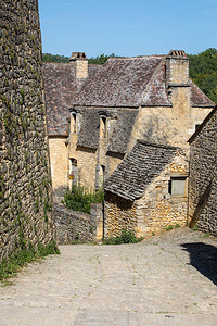 法国传统城市BeynacetCazenac的古老民宅和cobblestone街典型背景图片
