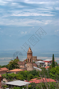 格鲁吉亚古老的恋人城市俯视阿拉扎尼图片