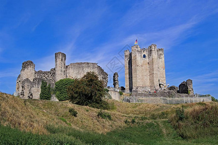 城堡是一座级保护的诺曼中世纪城堡图片