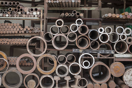 销售金属结构铁管型材角钢槽钢工字钢工业钢图片