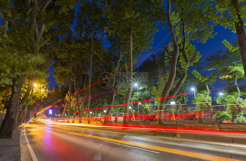 不同场景下的性能表现 (不同场景下的灭火方法)-虎跃云资讯网