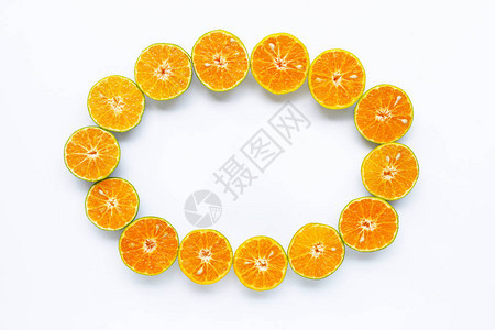 孤立在白色背景上的圆形框架橙色水果图片