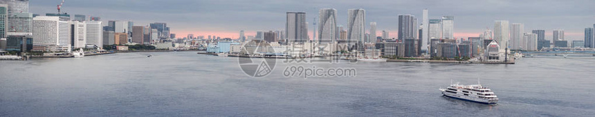 左边是竹芝码头高清图片下载正版图片506182295摄图网