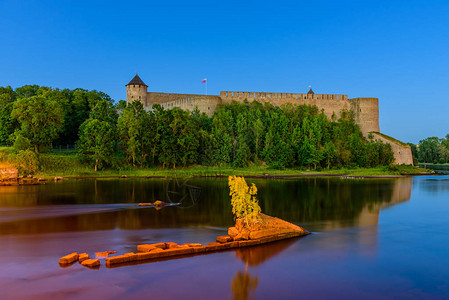 伊万哥罗德的古俄罗斯堡垒图片