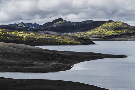 冰岛Skaftafell公园Lakagiggar火山沙漠中的兰巴瓦坦湖景象图片