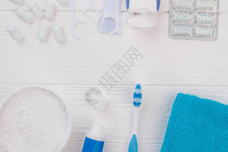 各种牙科护理产品和复制空间牙膏牙刷毛巾牙线牙签口香糖和复印空间健图片