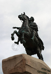 俄罗斯皇帝彼得大帝的纪念碑图片
