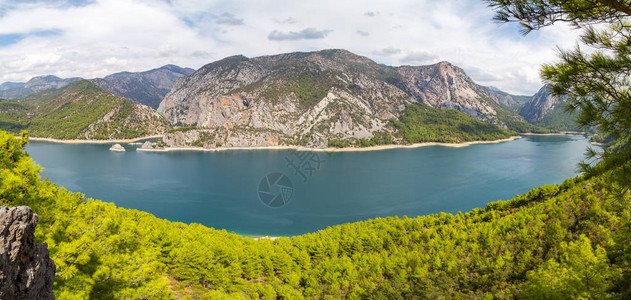 巨大的山河或峡谷全景图片