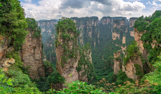 天津山脉的天堂支柱哈利路亚山背景图片