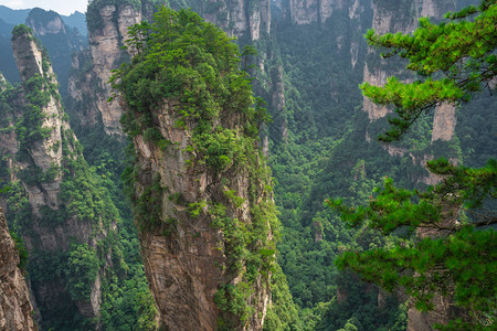 天津山脉的天堂支柱哈利路亚山图片