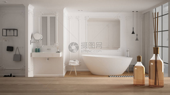 在模糊的现代最起码豪华厕所内含浴缸水槽和腐化器白色图片